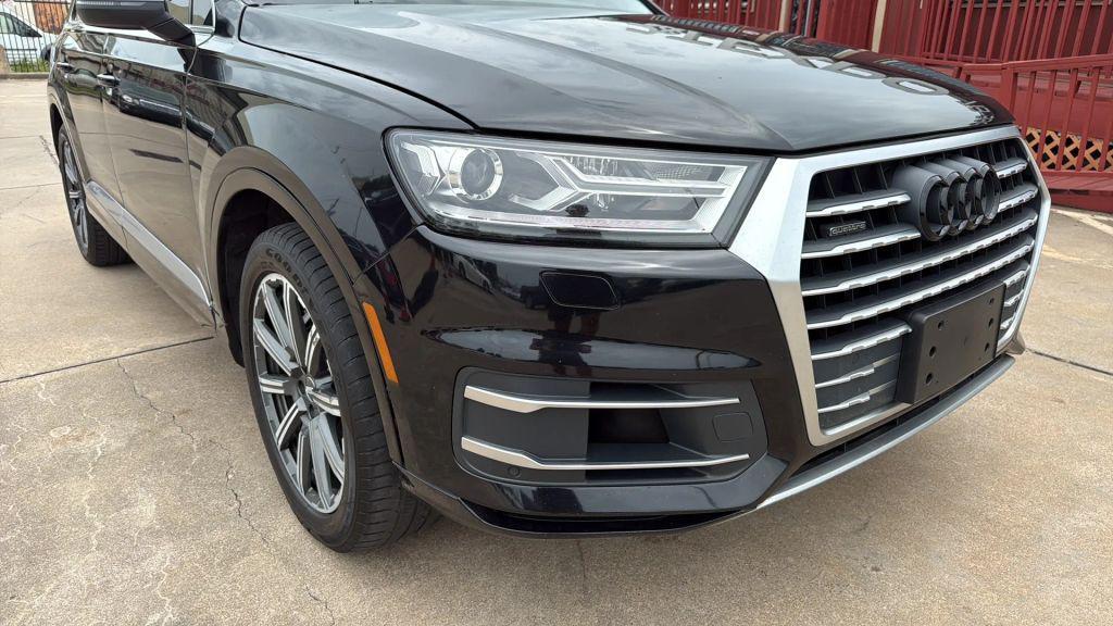 used 2018 Audi Q7 car, priced at $14,995