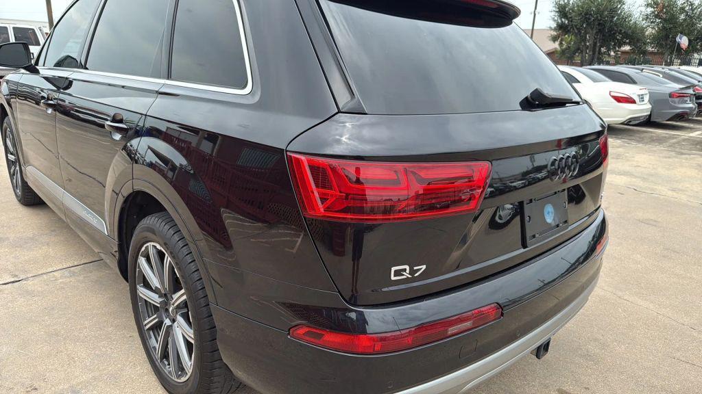 used 2018 Audi Q7 car, priced at $14,995