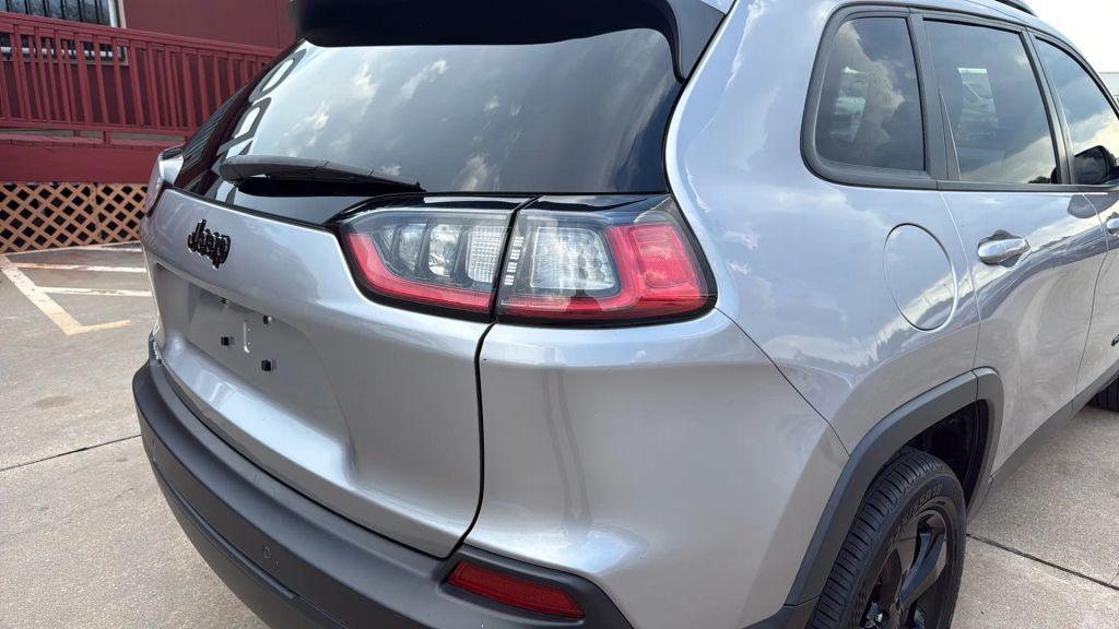used 2020 Jeep Cherokee car, priced at $11,995