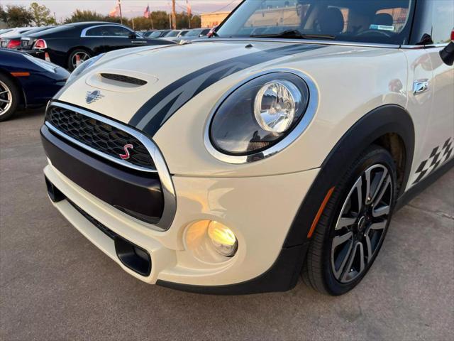 used 2019 MINI Hardtop car, priced at $18,995