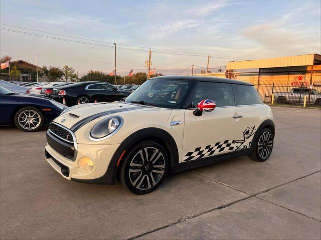 used 2019 MINI Hardtop car, priced at $18,995