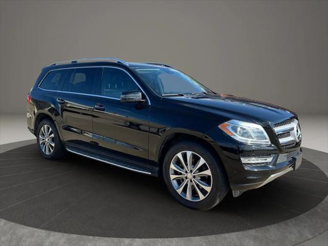 used 2015 Mercedes-Benz GL-Class car, priced at $15,995