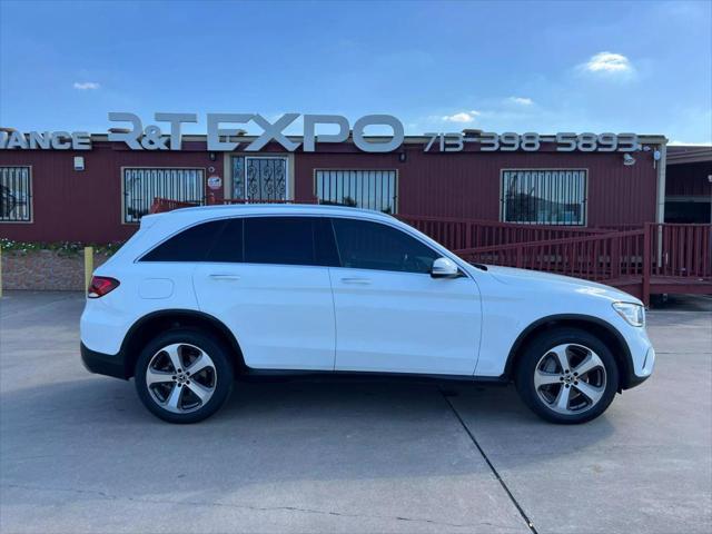 used 2020 Mercedes-Benz GLC 300 car, priced at $23,995