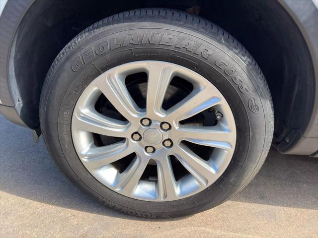 used 2018 Land Rover Discovery Sport car, priced at $15,995