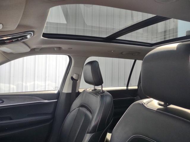 used 2022 Jeep Grand Cherokee L car, priced at $34,881