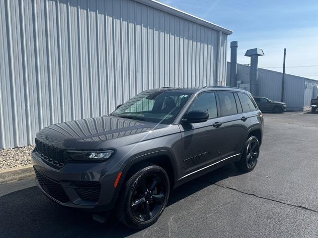 used 2024 Jeep Grand Cherokee car, priced at $39,767