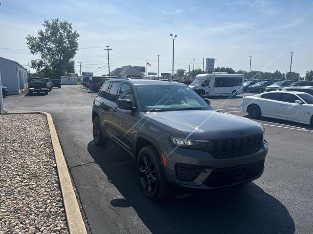 used 2024 Jeep Grand Cherokee car, priced at $39,767