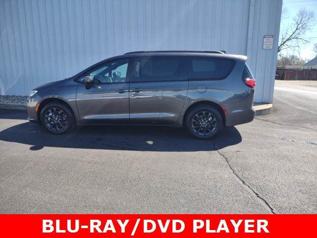 used 2021 Chrysler Pacifica car, priced at $31,819