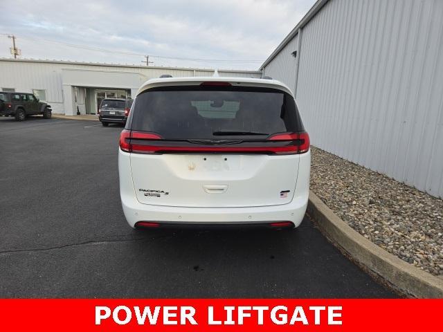 used 2021 Chrysler Pacifica car, priced at $31,915