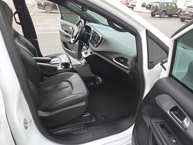 used 2021 Chrysler Pacifica car, priced at $31,915