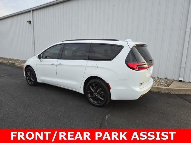 used 2021 Chrysler Pacifica car, priced at $31,915
