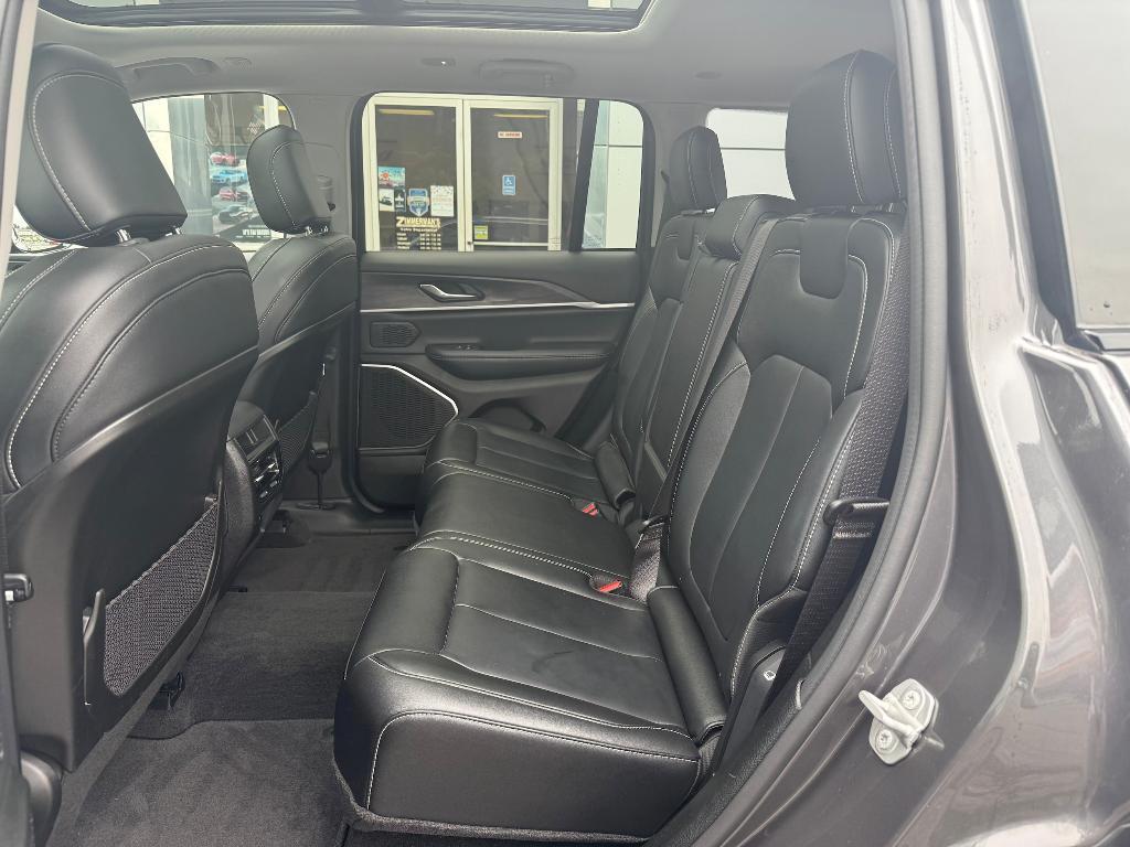 used 2022 Jeep Grand Cherokee car, priced at $36,900