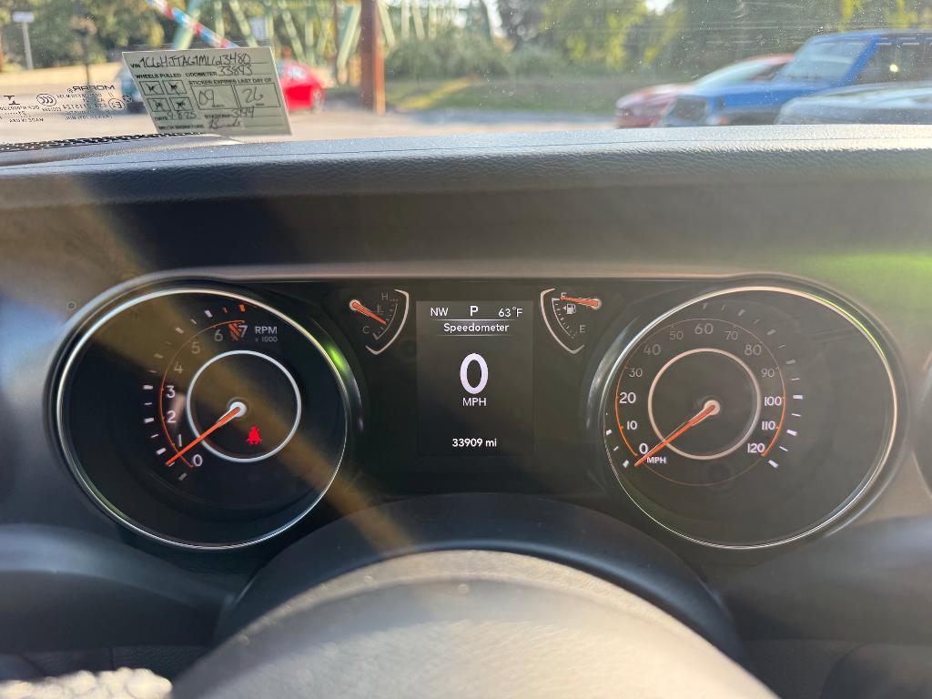 used 2021 Jeep Gladiator car, priced at $37,900