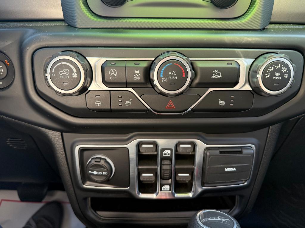 used 2021 Jeep Gladiator car, priced at $37,900