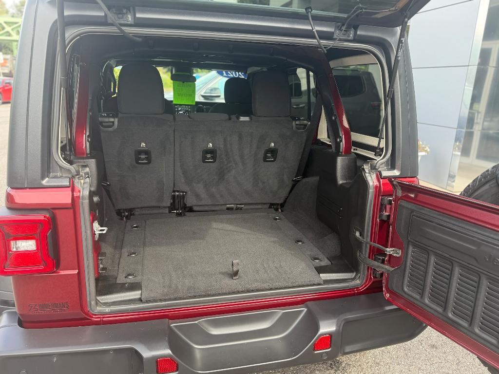 used 2021 Jeep Wrangler Unlimited car, priced at $31,900
