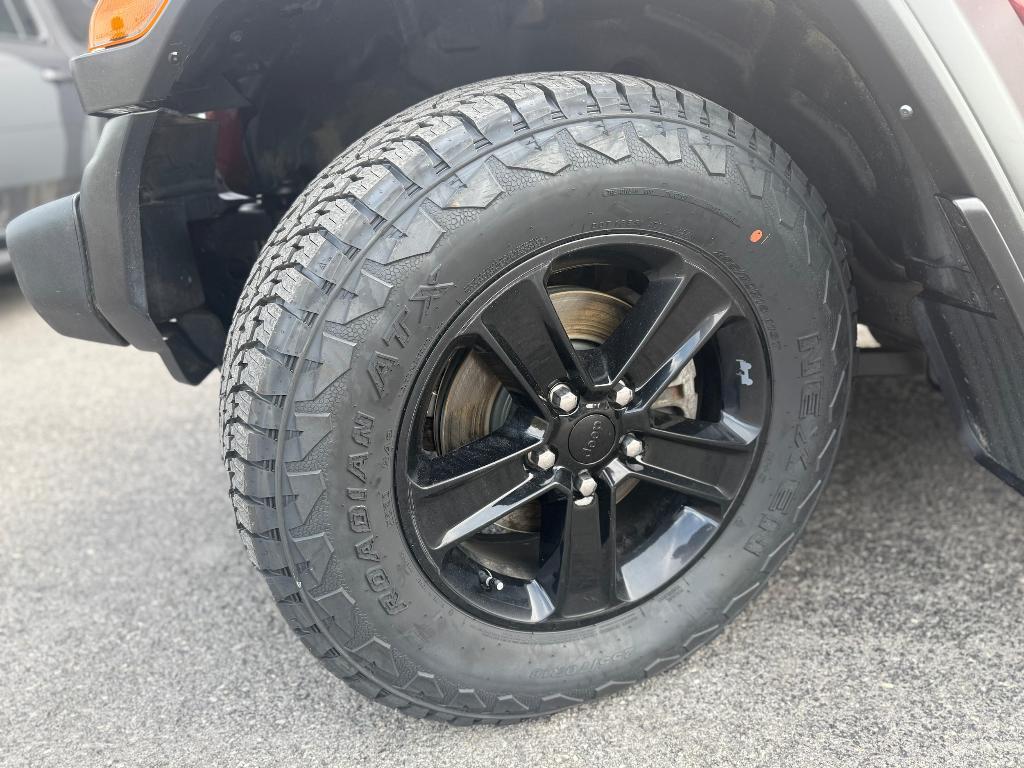 used 2021 Jeep Wrangler Unlimited car, priced at $31,900