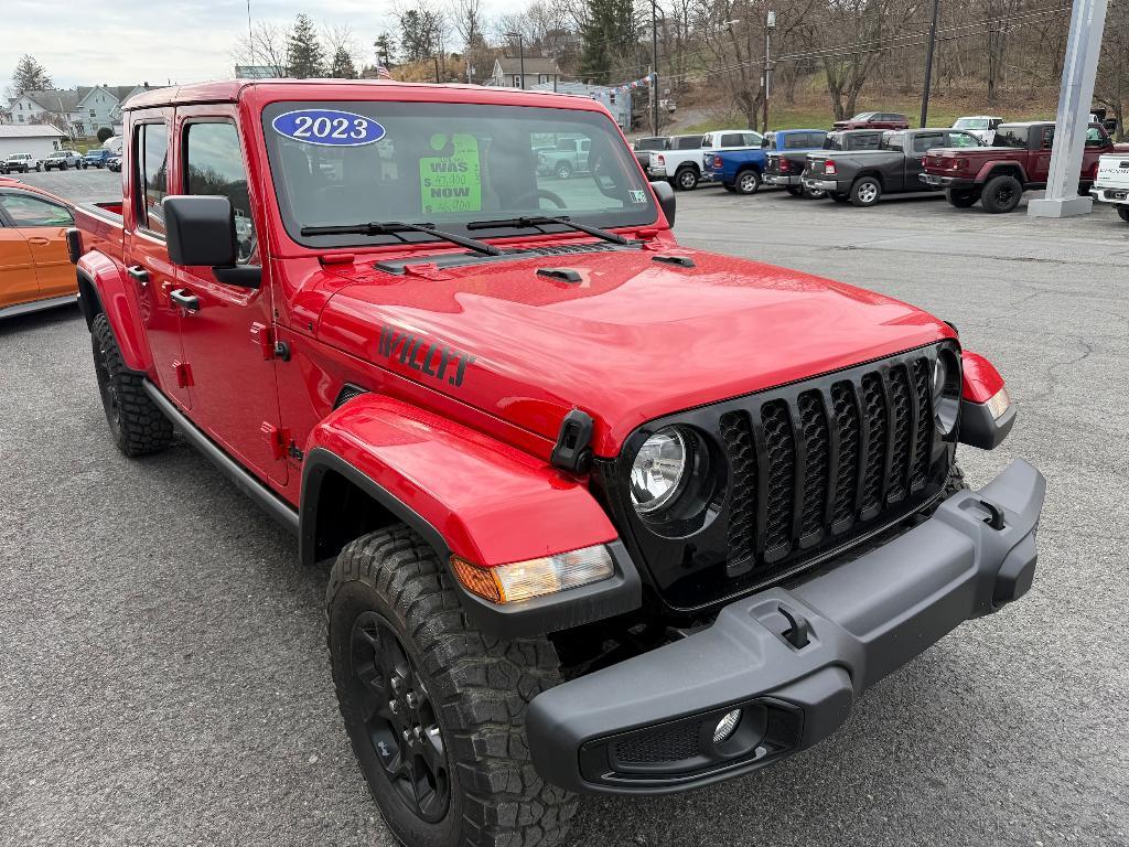 used 2023 Jeep Gladiator car, priced at $46,900