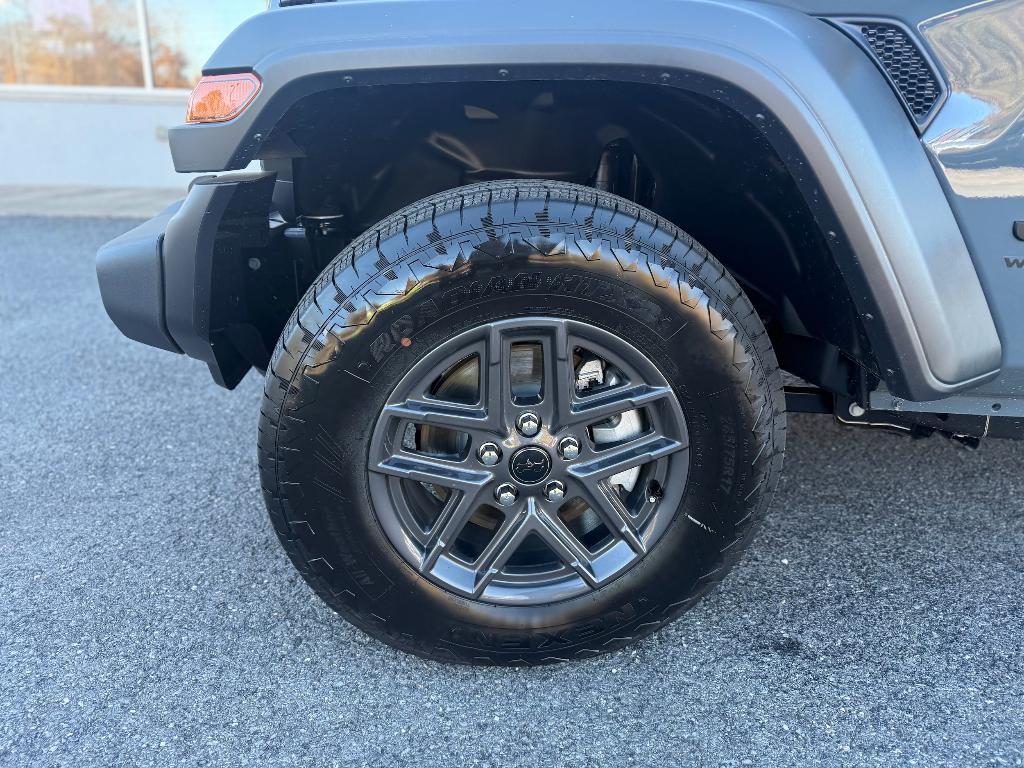 new 2026 Jeep Wrangler car, priced at $45,819