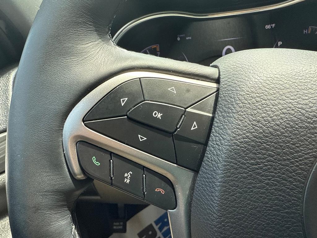 used 2019 Jeep Grand Cherokee car, priced at $21,900