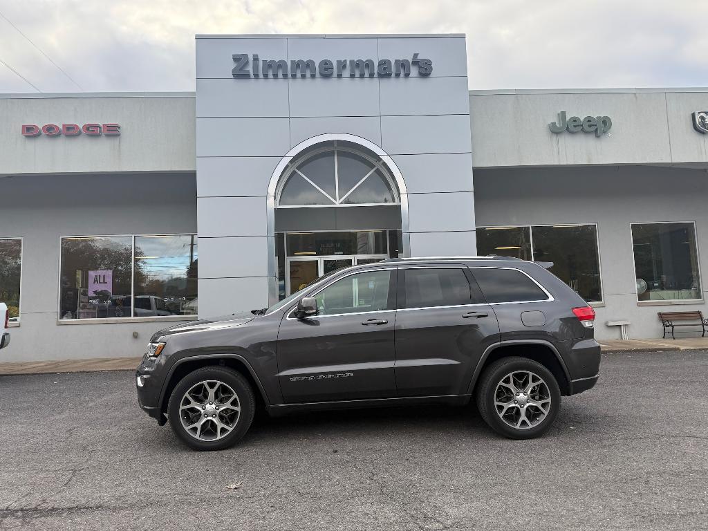 used 2018 Jeep Grand Cherokee car, priced at $21,500