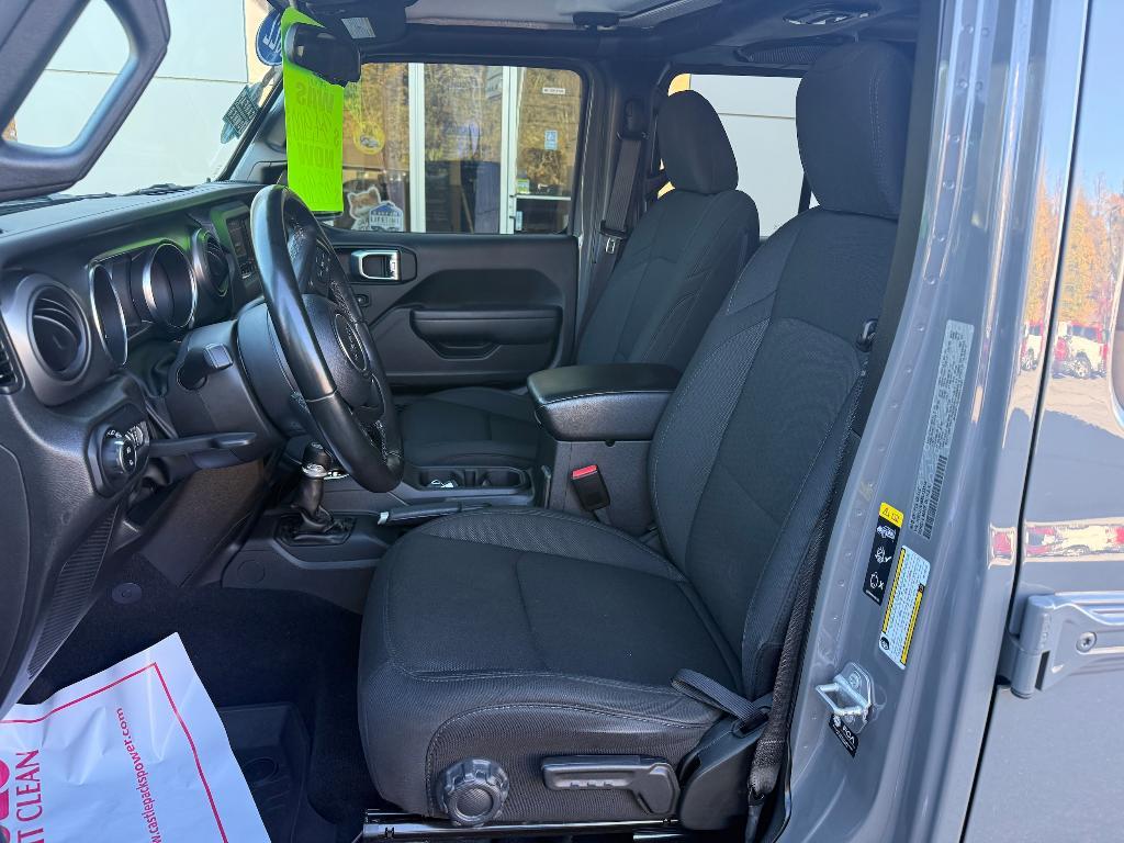 used 2022 Jeep Gladiator car, priced at $33,900