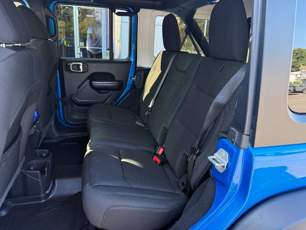 used 2021 Jeep Wrangler Unlimited car, priced at $32,400