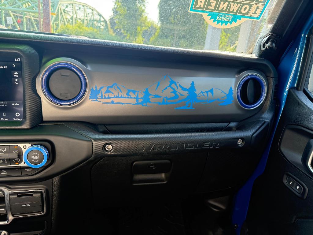 used 2021 Jeep Wrangler Unlimited car, priced at $32,400