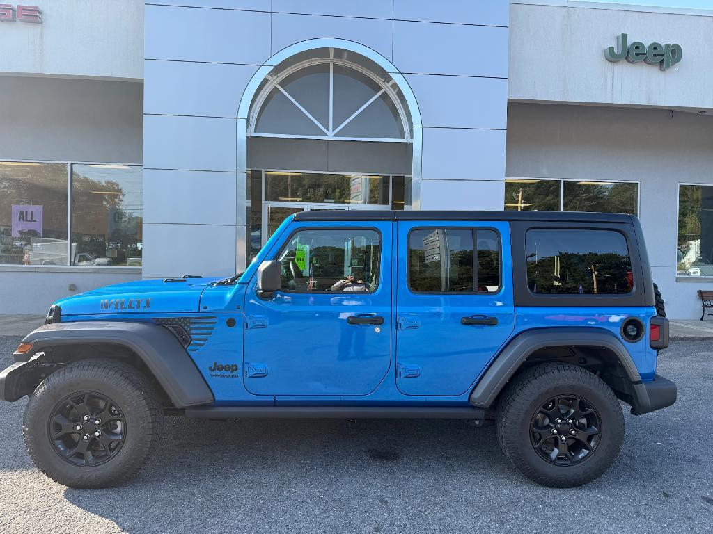 used 2021 Jeep Wrangler Unlimited car, priced at $32,400