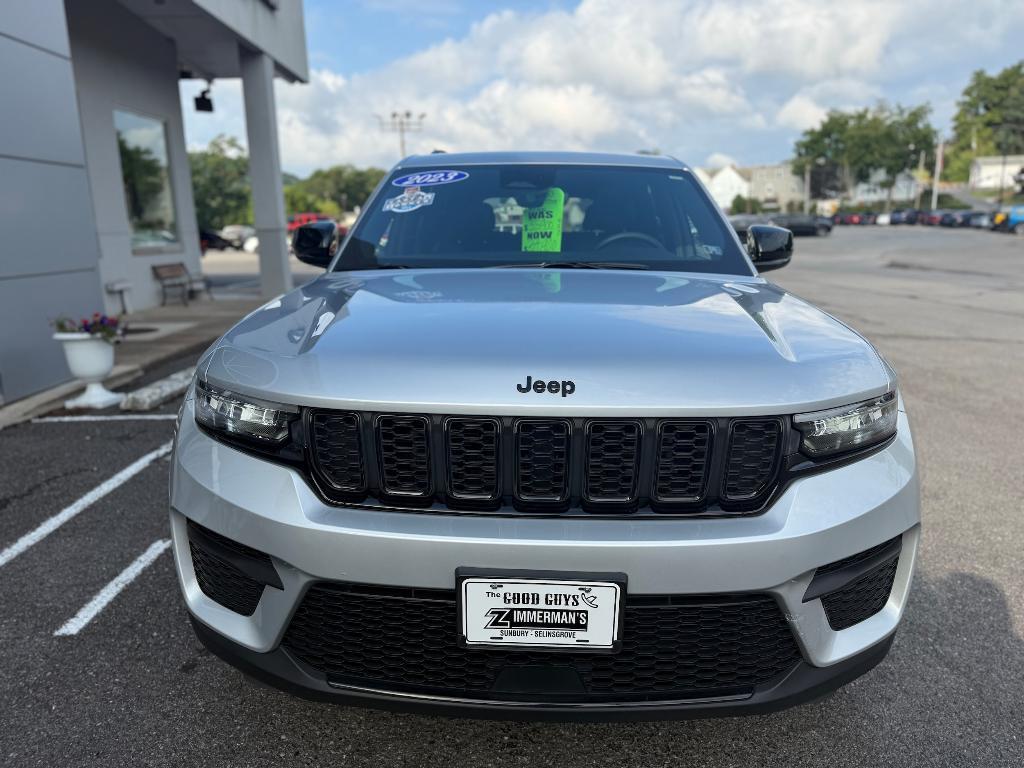 used 2023 Jeep Grand Cherokee car, priced at $34,900
