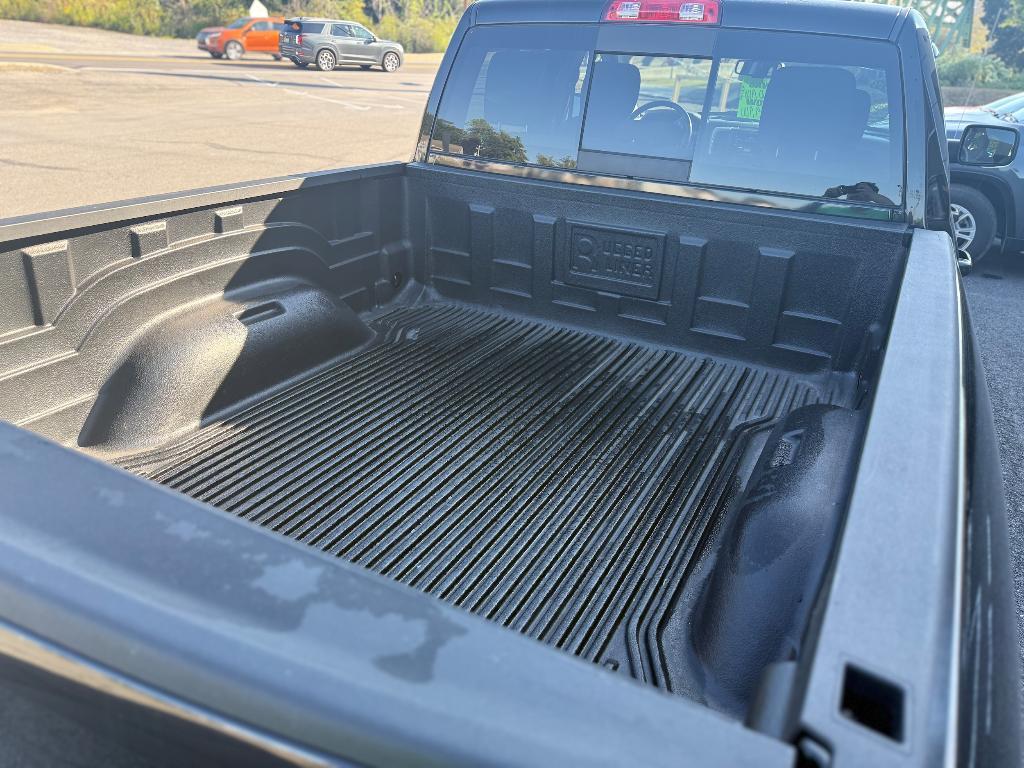used 2019 Ram 1500 Classic car, priced at $29,900