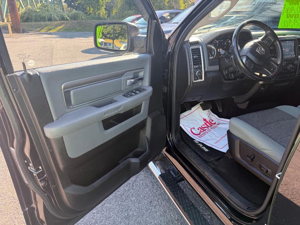 used 2019 Ram 1500 Classic car, priced at $29,900