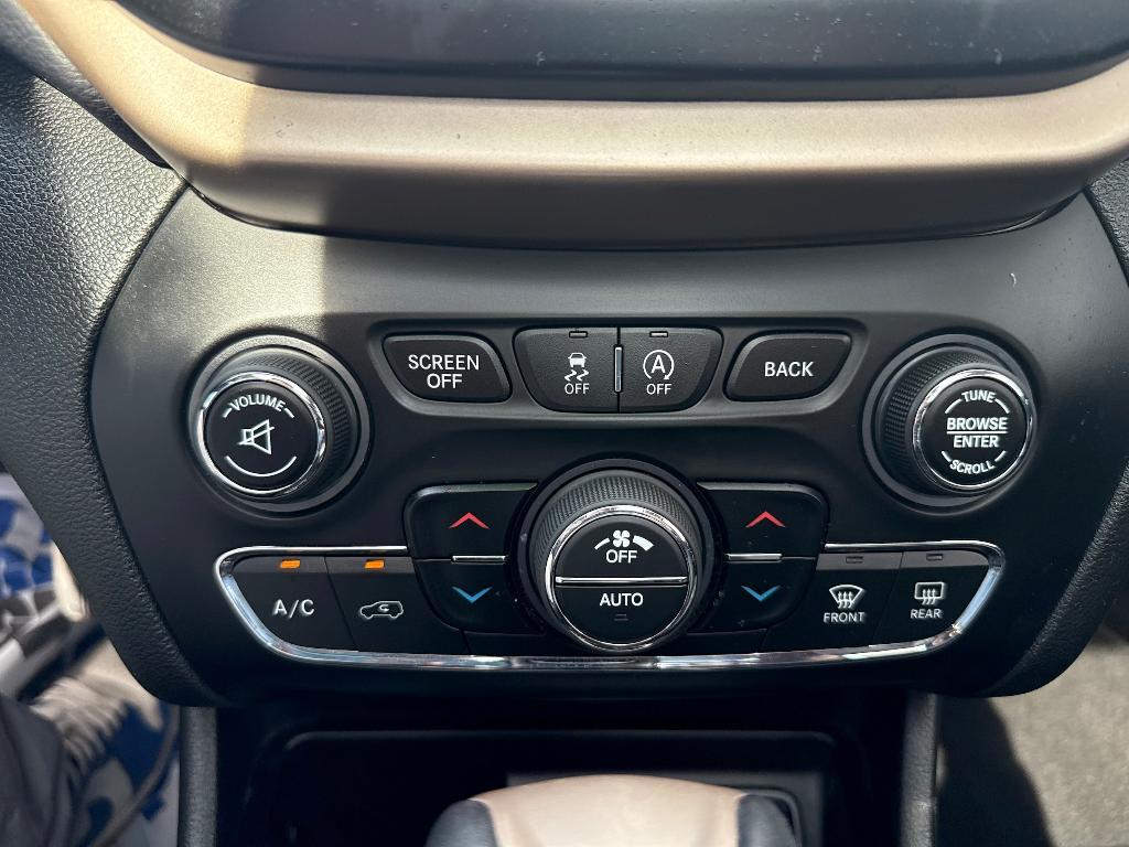 used 2018 Jeep Cherokee car, priced at $20,900
