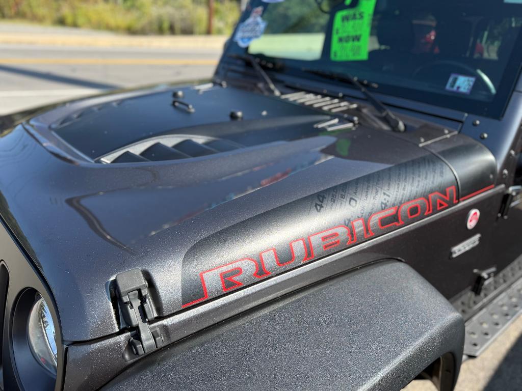 used 2017 Jeep Wrangler Unlimited car, priced at $31,900