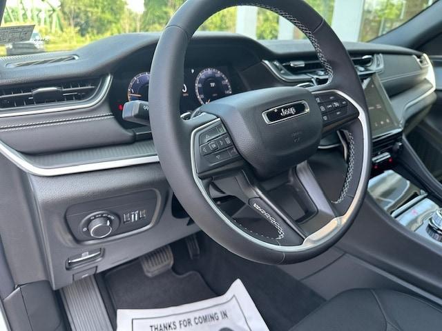 new 2024 Jeep Grand Cherokee L car, priced at $38,543