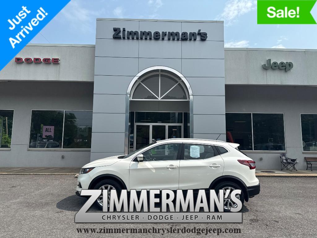 used 2022 Nissan Rogue Sport car, priced at $22,900