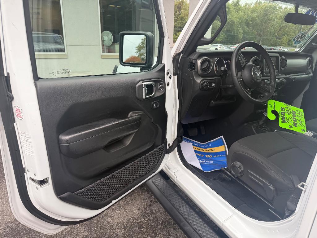 used 2023 Jeep Gladiator car, priced at $34,900