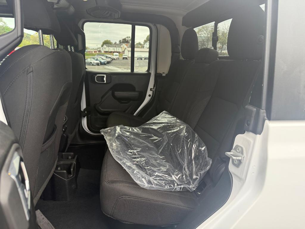 used 2023 Jeep Gladiator car, priced at $34,900