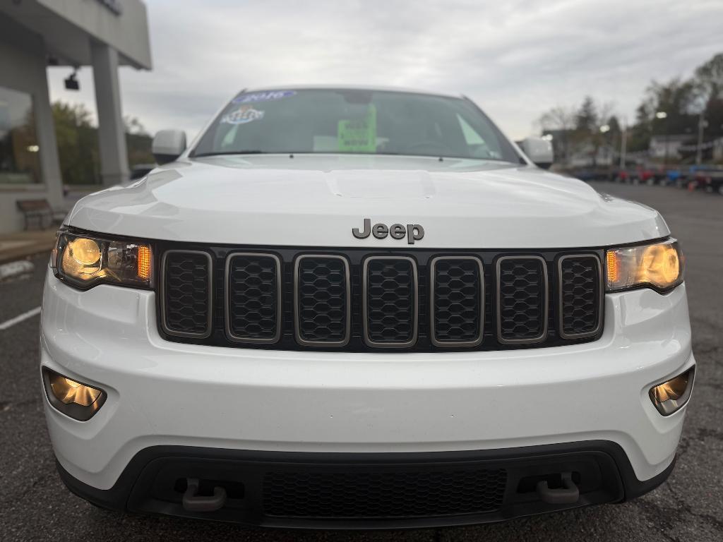 used 2016 Jeep Grand Cherokee car, priced at $14,200