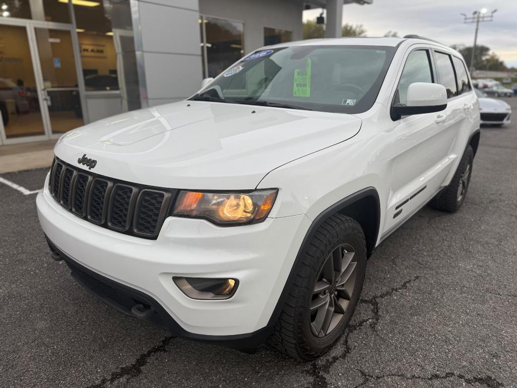 used 2016 Jeep Grand Cherokee car, priced at $14,200