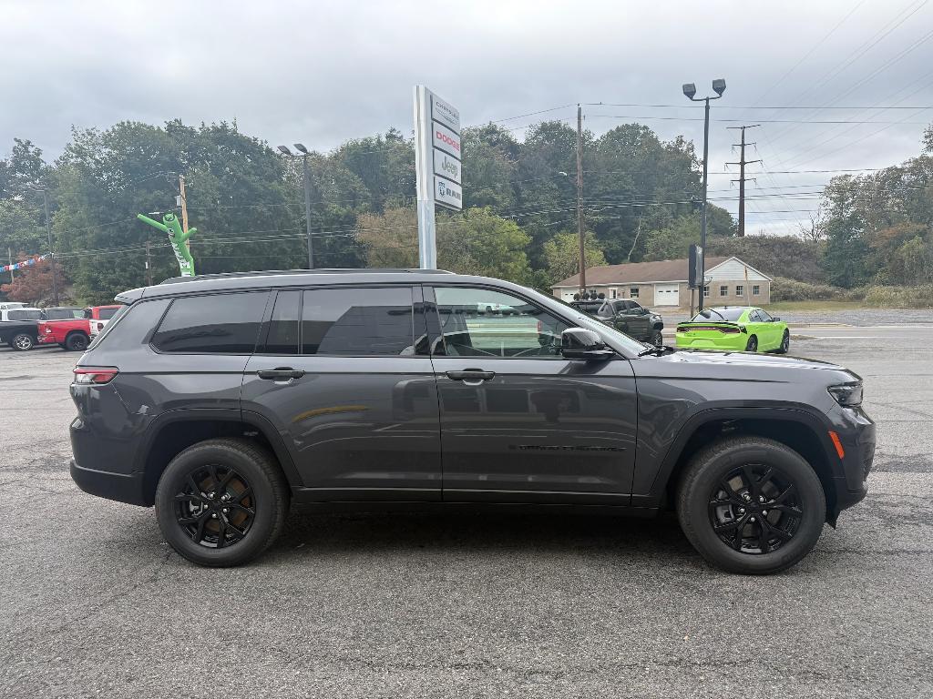 new 2025 Jeep Grand Cherokee L car, priced at $43,972