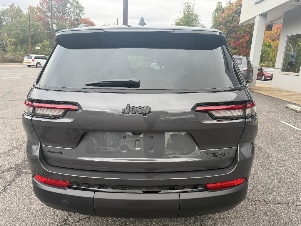new 2025 Jeep Grand Cherokee L car, priced at $43,972