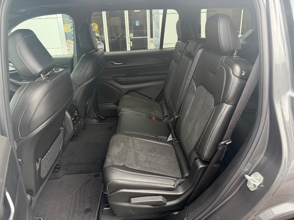 new 2025 Jeep Grand Cherokee L car, priced at $43,972