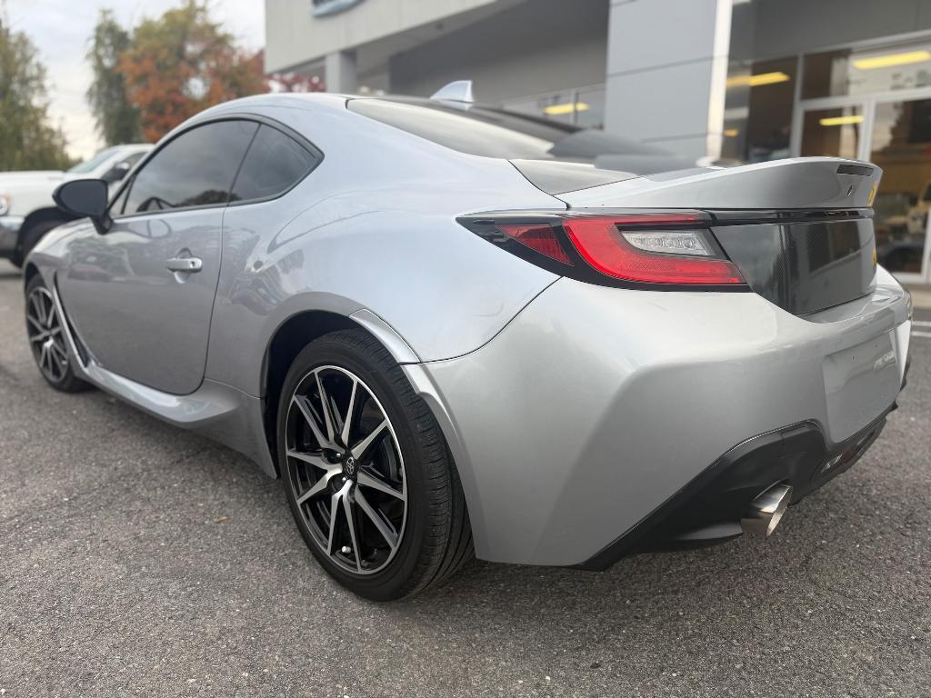 used 2022 Toyota GR86 car, priced at $27,653