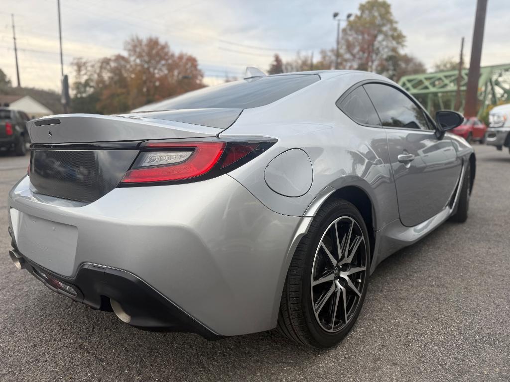 used 2022 Toyota GR86 car, priced at $27,653