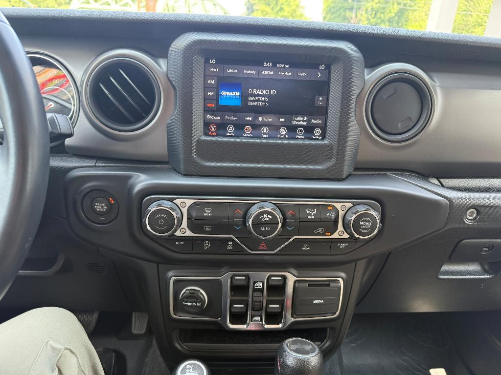 used 2021 Jeep Wrangler Unlimited car, priced at $33,900