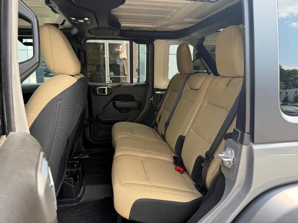used 2021 Jeep Wrangler Unlimited car, priced at $33,900