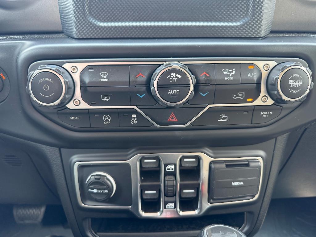 used 2021 Jeep Wrangler Unlimited car, priced at $33,900