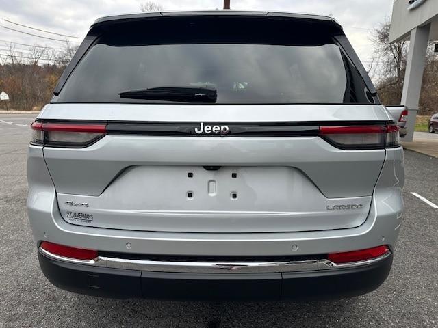 used 2024 Jeep Grand Cherokee car, priced at $35,400