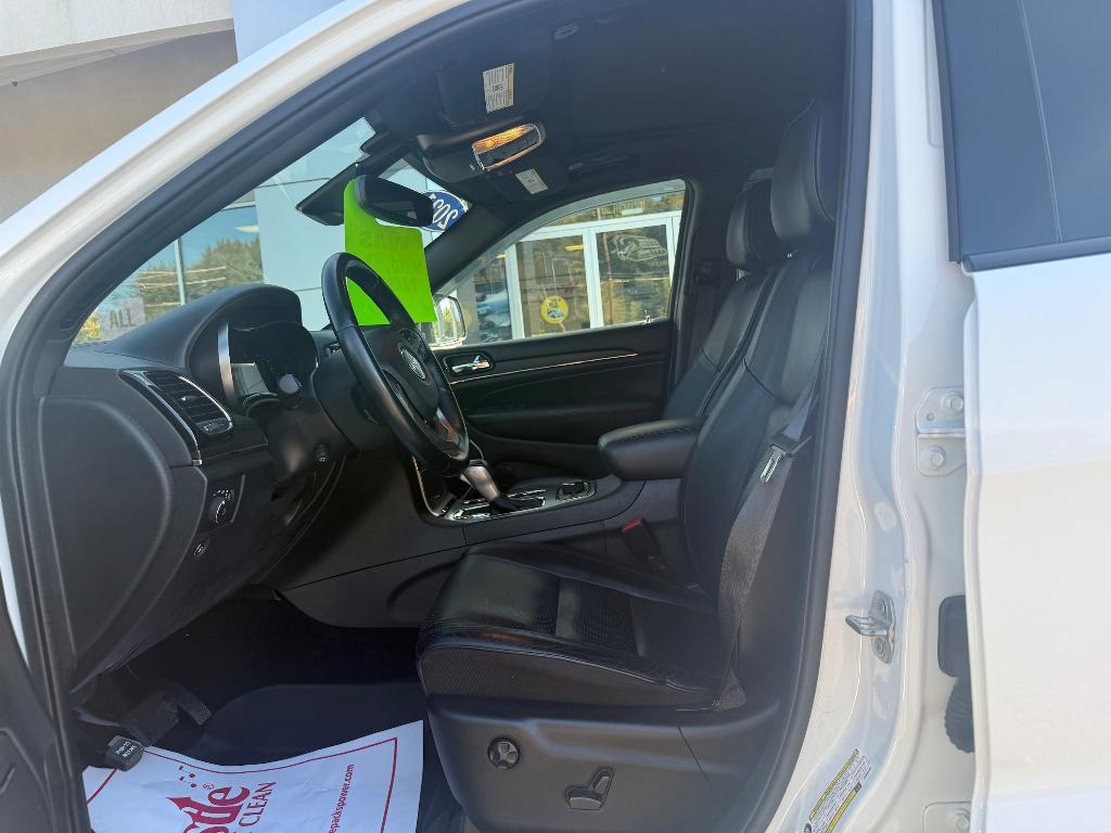 used 2021 Jeep Grand Cherokee car, priced at $37,900