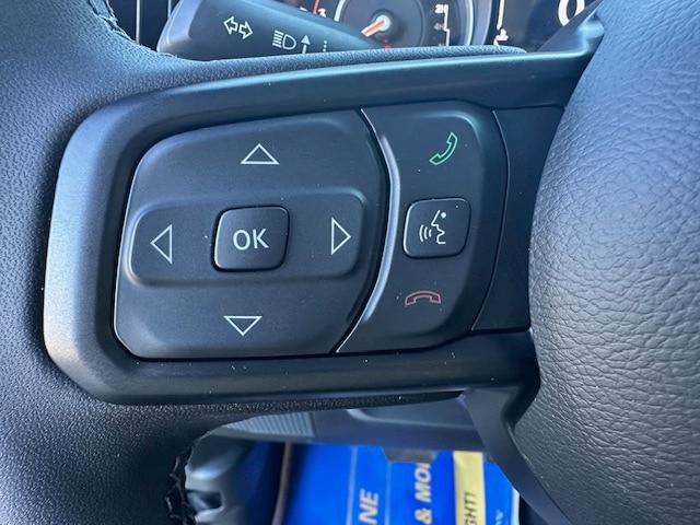 new 2025 Jeep Wrangler car, priced at $43,817